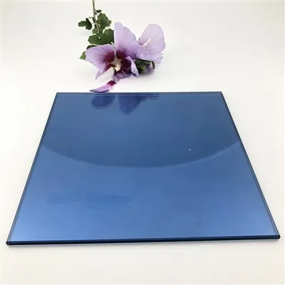 Kaca Terapung Biru Tua